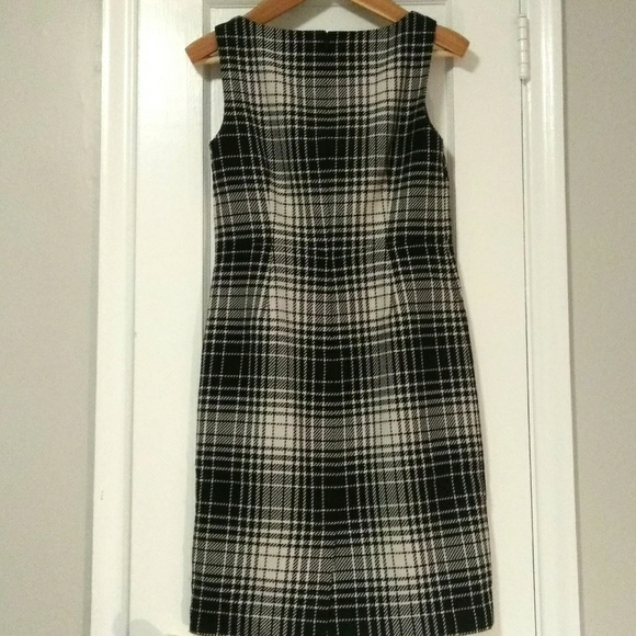 4/$20 Semantiks Sleeveless Midi Dress - Picture 5 of 7